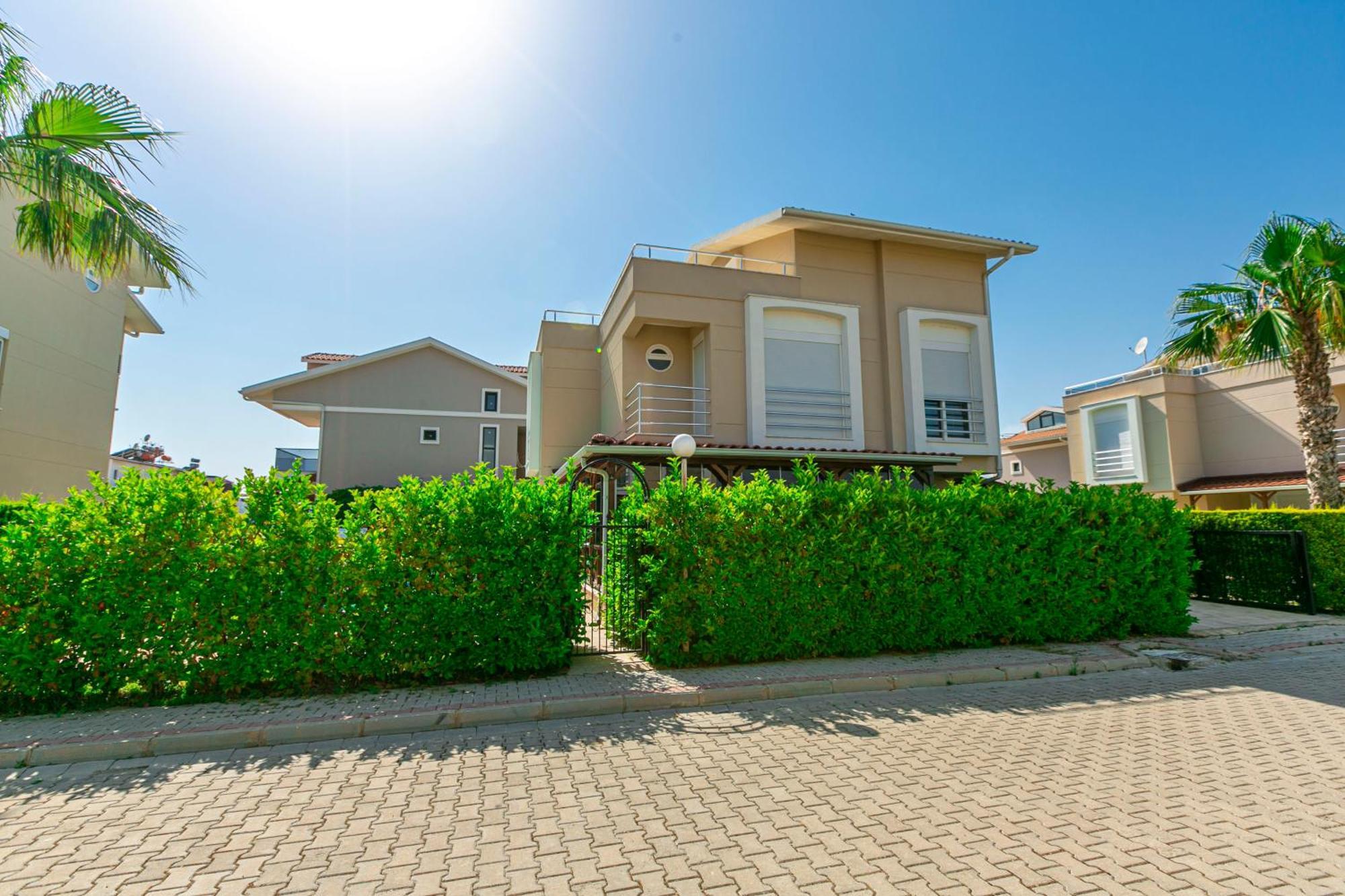 Paradise Town Villa Beltania Белек Екстериор снимка